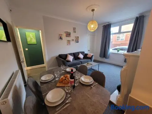 Luke Stays - Rokeby Street - Image 1