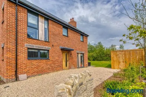 Luxury property with access into Spa on a nature reserve Beaumont Village 5 BV05 - Image 1