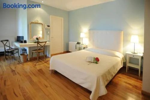 Boutique Hotel Kentrikon & Bungalows - Image 1