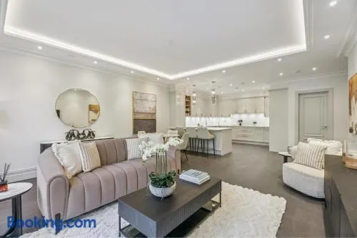 Luxury 2BR Flat in Exclusive Gated Development - Image 1