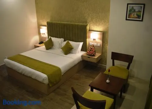Raj Riveria Hotel - Image 1