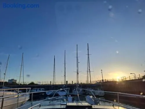 Le carpe diem bateau chauffe toute l'année - Image 1
