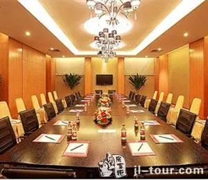 Quality Hotel Olympic Park - Image 1