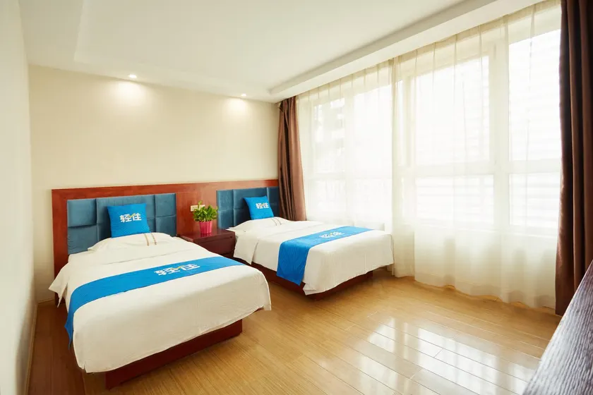 Qingyou Smart Hotel (Yinchuan Huaiyuan Night Market) - Image 1