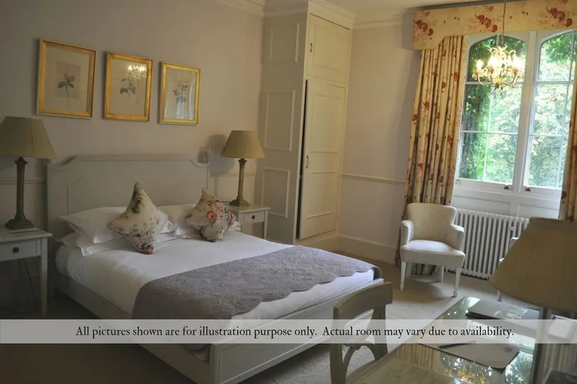 The Manor Country House Hotel - Image 1