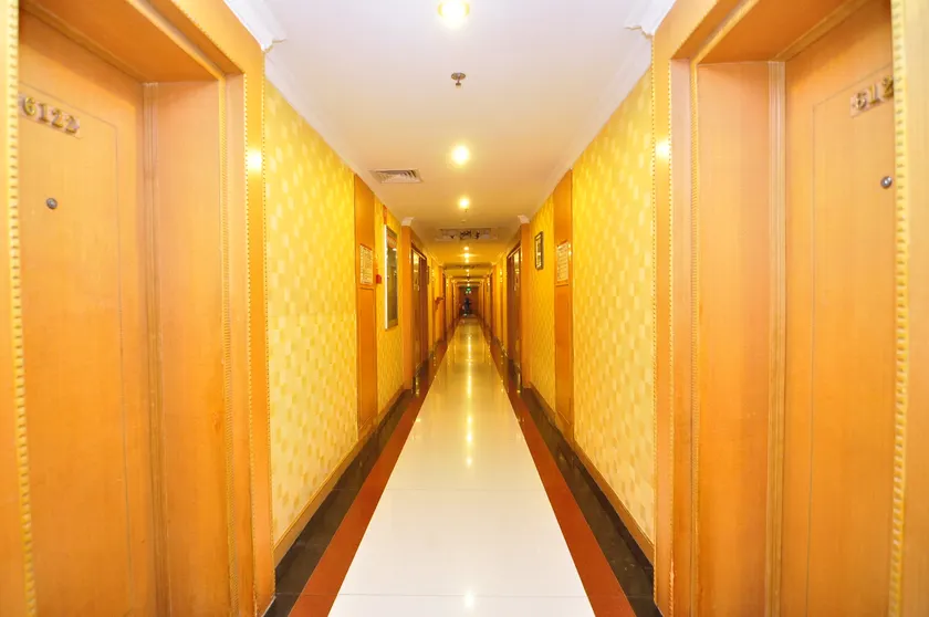 Fangzhou Hotel - Image 1
