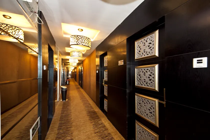 Nanwei Holiday Hotel - Image 1