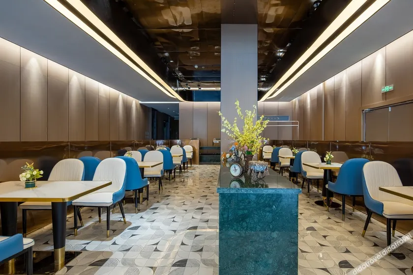 Starway Changchun Silicon Valley Street Zhongshang World Hotel - Image 1