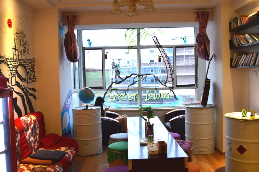 Qianyu Green Island Youth Hostel(Datong Railway Station Store) - Image 1
