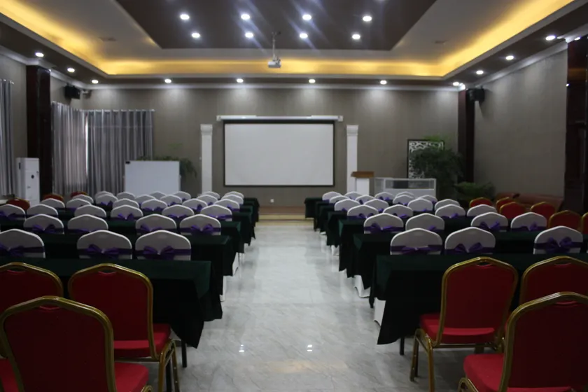 Vienna Classic Hotel (Yongan Street Branch, Botou, Hebei) - Image 1