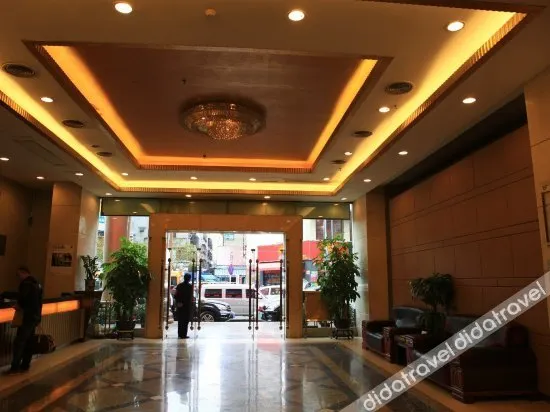 Yuanfeng Hotel (Shenzhen East Railway Station Buji Subway Station) - Image 1