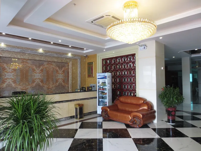 Wanning Minghuang Business Hotel - Image 1