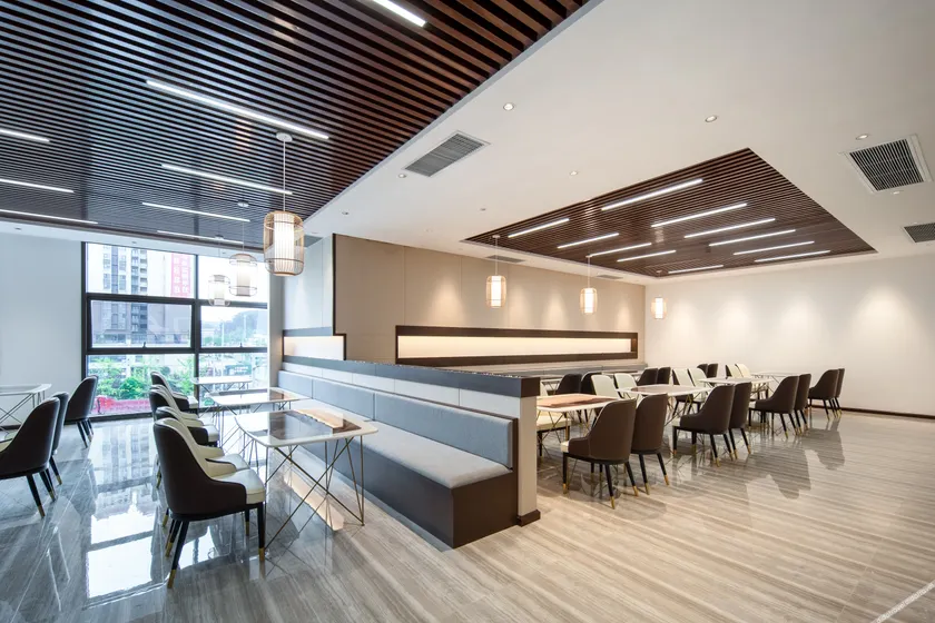 Rezen Hotel Guiyang Shuju Gui'an New District High-Speed Railway Station - Image 1