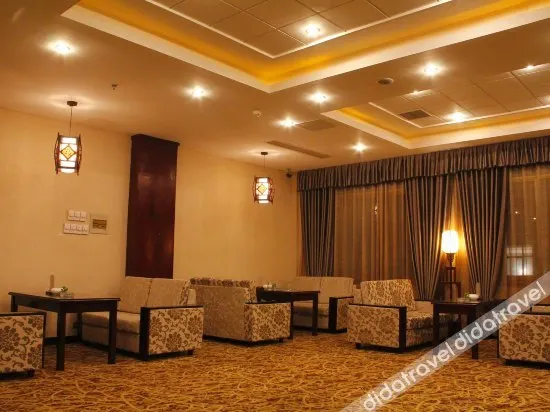 Liuhe Hotel - Image 1