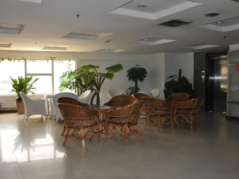 Qian Lv Chen Dazhen Hotel - Image 1