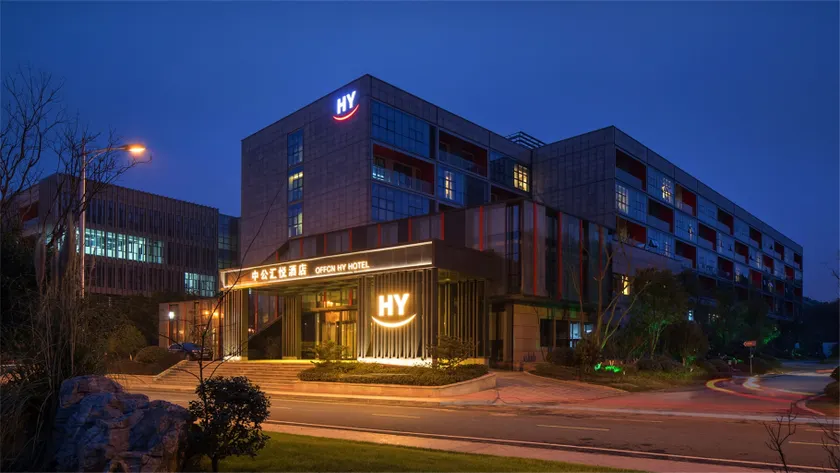 OffCN HY Hotel - Image 1