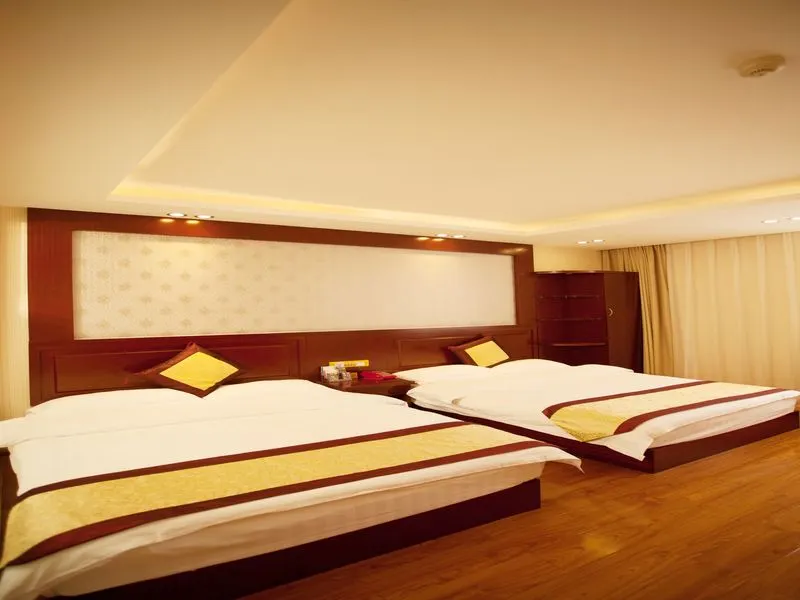 Kunming Xiong Feng Hotel - Image 1