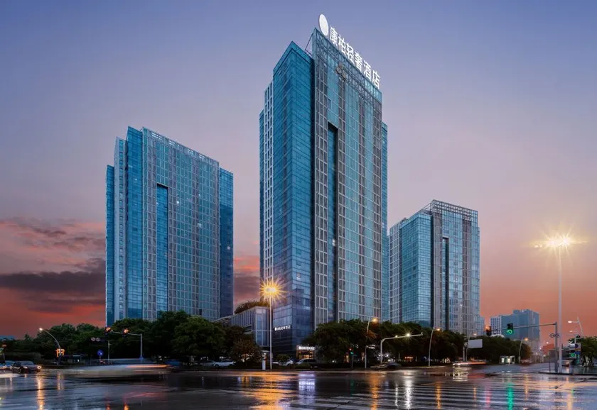 KANGBO LUXURY HOTEL - Image 1