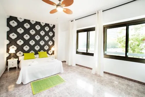 Fira Guest House - Image 1