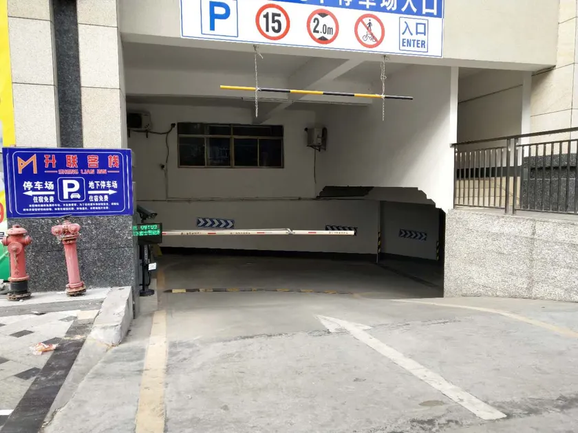 Light Stay · Shenglian Boutique Inn (Dongguan Tangxia High-speed Railway South Station Branch) - Image 1