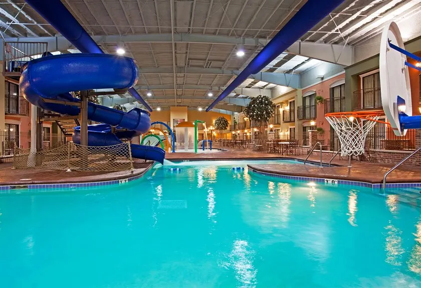 Holiday Inn Hotel & Suites Minneapolis - Lakeville by IHG - Image 1