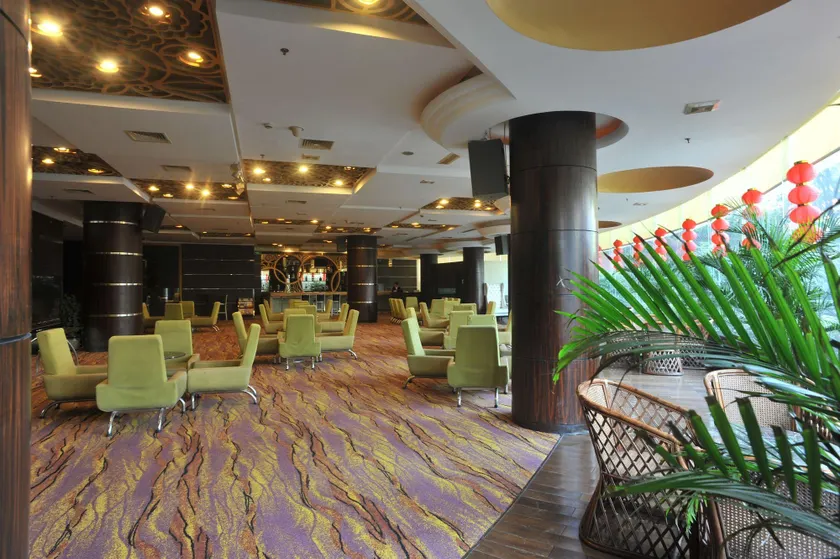 Huarui Danfeng Jianguo Hotel - Image 1