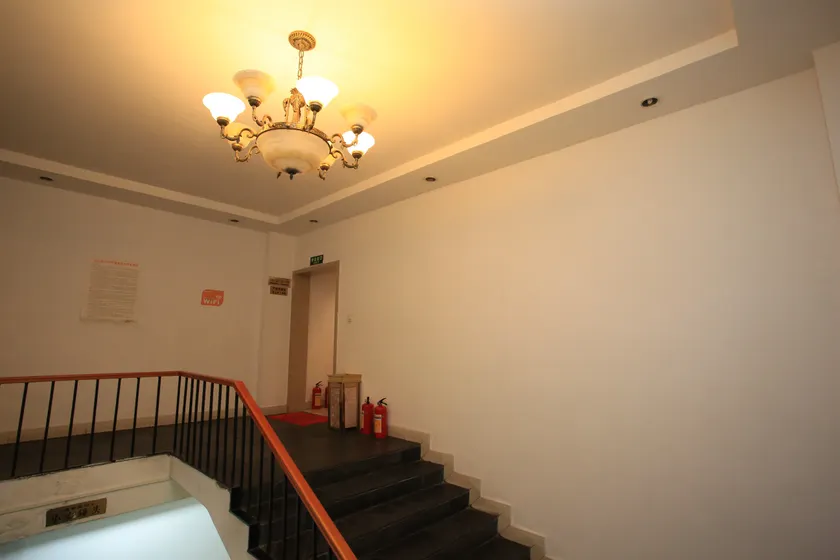 Dongfang Hotel - Image 1