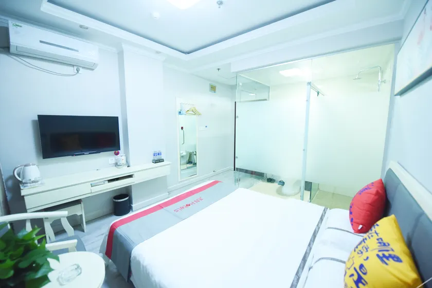 Junyi Chain Hotel (Xingtang Public Security Bureau) - Image 1