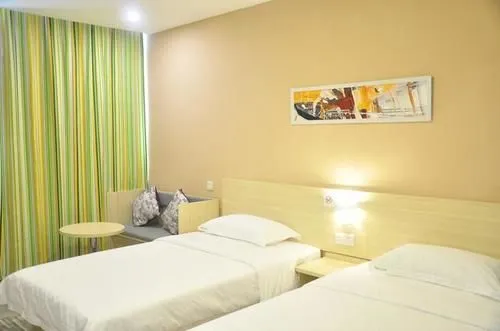Grid Inn Wuzhou Zhongshan Road - Image 1