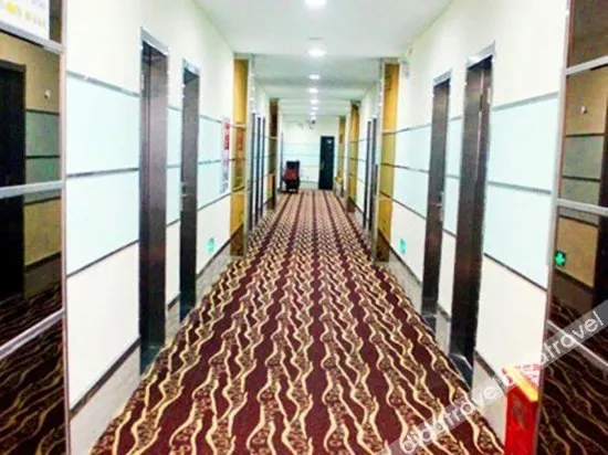 GreenTree Alliance Huai'an Health West Road City Government Hotel - Image 1
