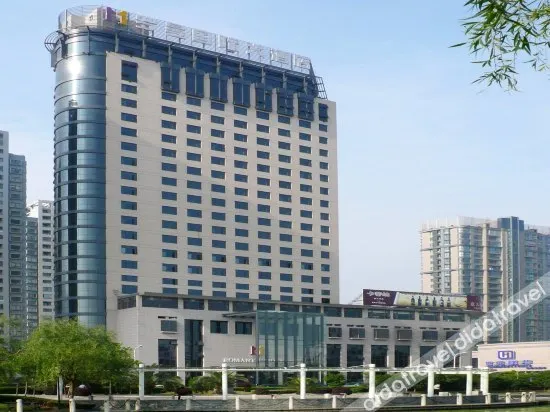 Romantic Hotel - Image 1