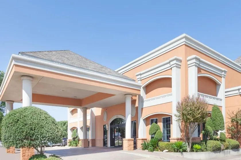 SureStay by Best Western Irving Grapevine DFW North - Image 1