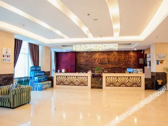 Laozishan Hot Spring Manor - Image 1