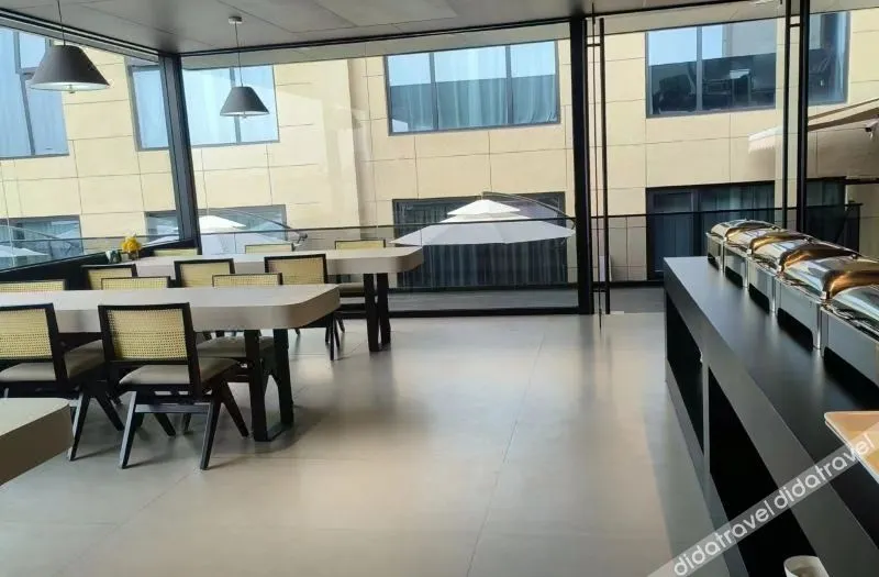 Jiyu Lanting Hotel (Jinhua Jinyi Baolong Plaza) - Image 1
