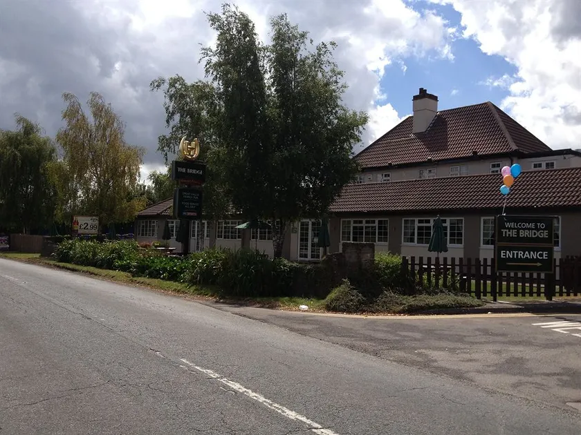 Bridge Inn by Greene King Inns - Image 1