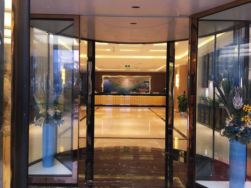 Wuxi Jinlanwan Garden Hotel (Lingshan Giant Buddha Nianhuawan Branch) - Image 1