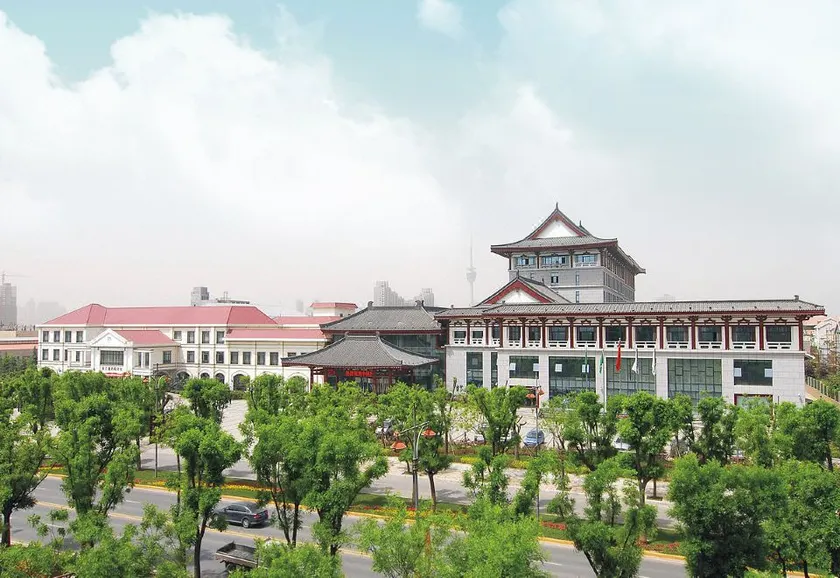 Qujiang Huibinyuan Hotel (Dayan Pagoda Datang Everbright City Branch) - Image 1