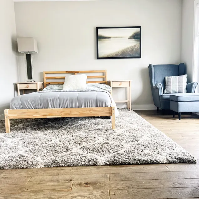 Cheerful and Modern - Image 1
