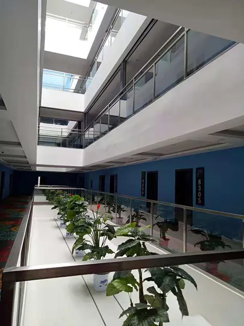 Chenxu Hotel - Image 1