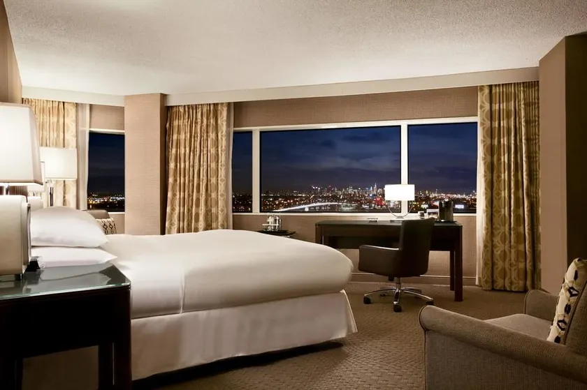 Hilton Meadowlands - Image 1