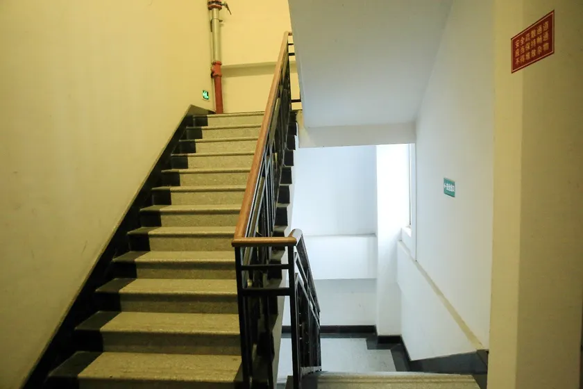 Guangyuan Dingshan Hotel - Image 1