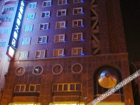 Paris Hotel - Image 1