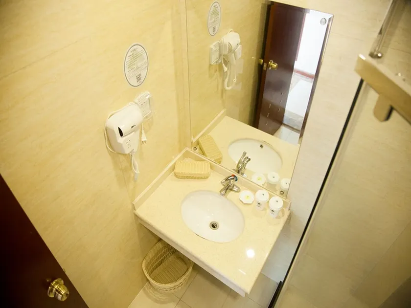 Greentree Inn Shandong Zoucheng Railway Station Huochang Road Business Hotel - Image 1