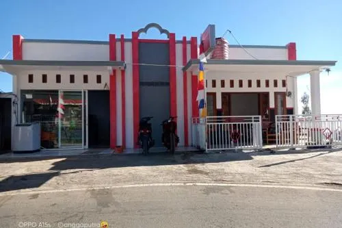 Yeski Homestay at Desa Wisata Bromo Mitra RedDoorz - Image 1