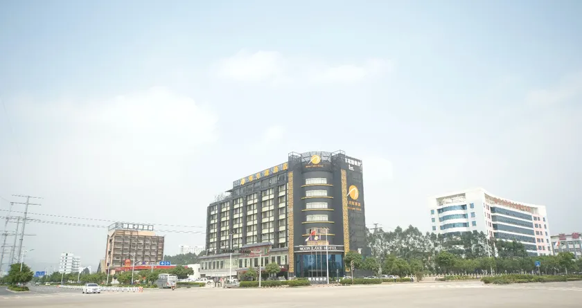 Mingyue Lake Hotel (Nanning Anji Wanda Plaza Branch) - Image 1