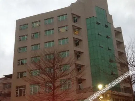 Pingyuan Yuannan Hotel - Image 1