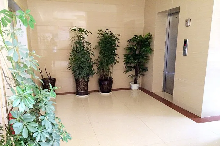 Jinhui Hotel - Image 1