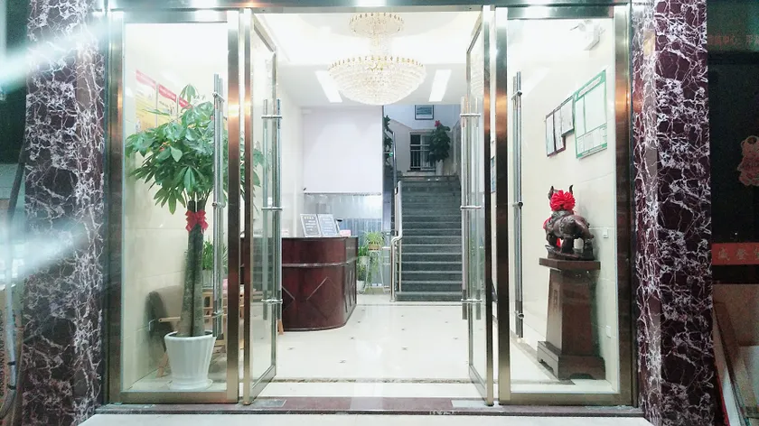 Dongsheng Hotel - Image 1