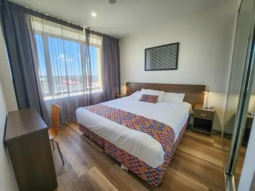 Exodus Dandenong Apartment Hotel - Image 1