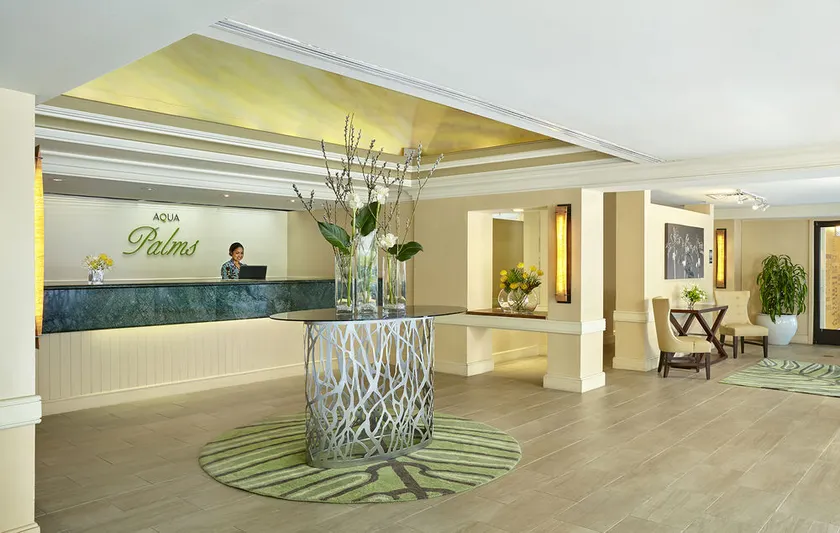 Steps to Waikiki Beach Aqua Palms Free Parking - Image 1